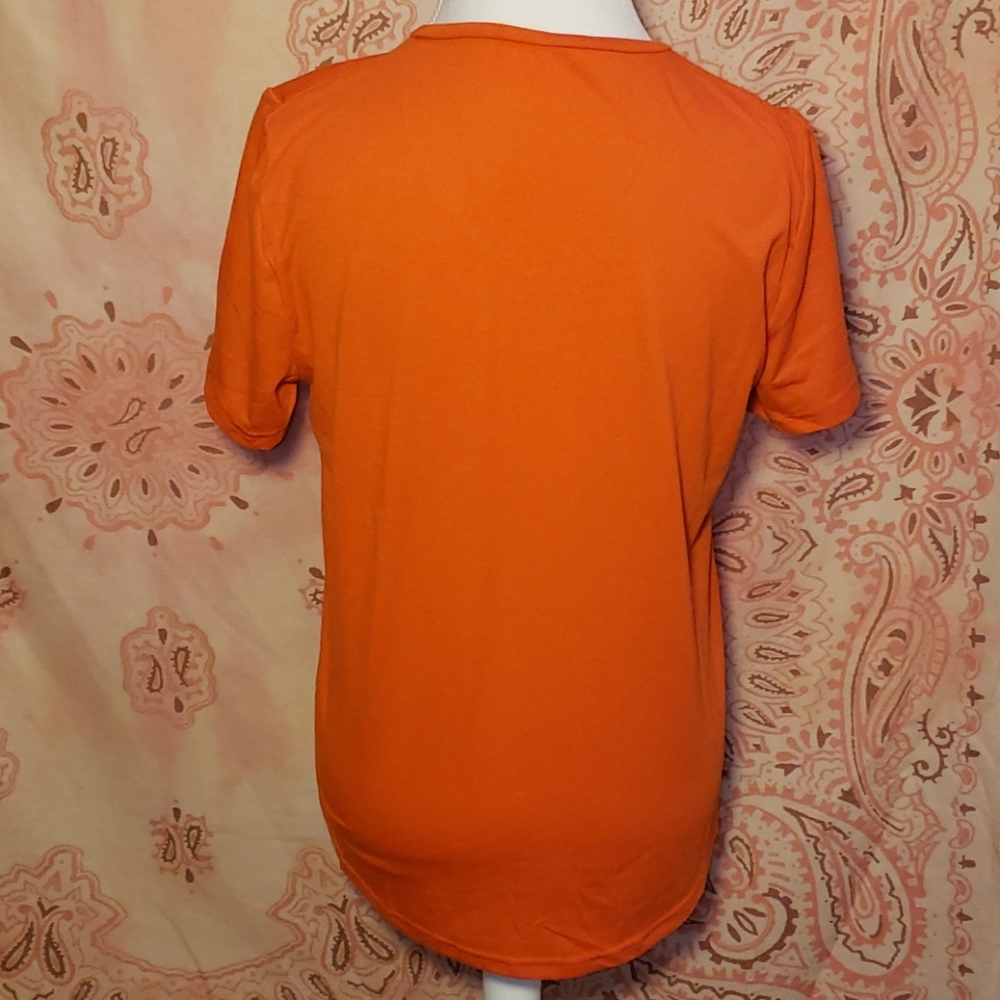 Floral Embroidery High Low Embroidered Flower - Picture 2 of 9
